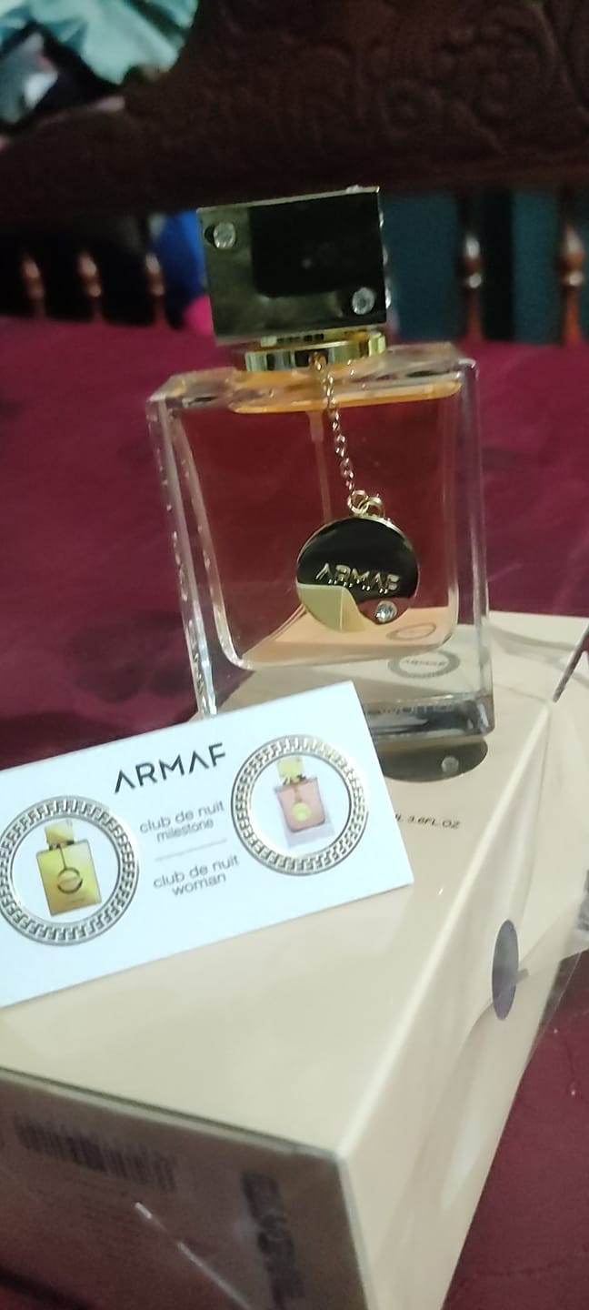 Customer photo review of Armaf Club De Nuit Eau De Parfum For Women
