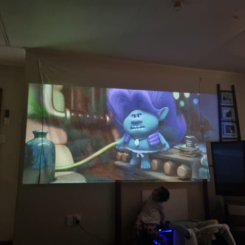 Customer photo review of MovieHub™ Ultra HD Gaming Bundle