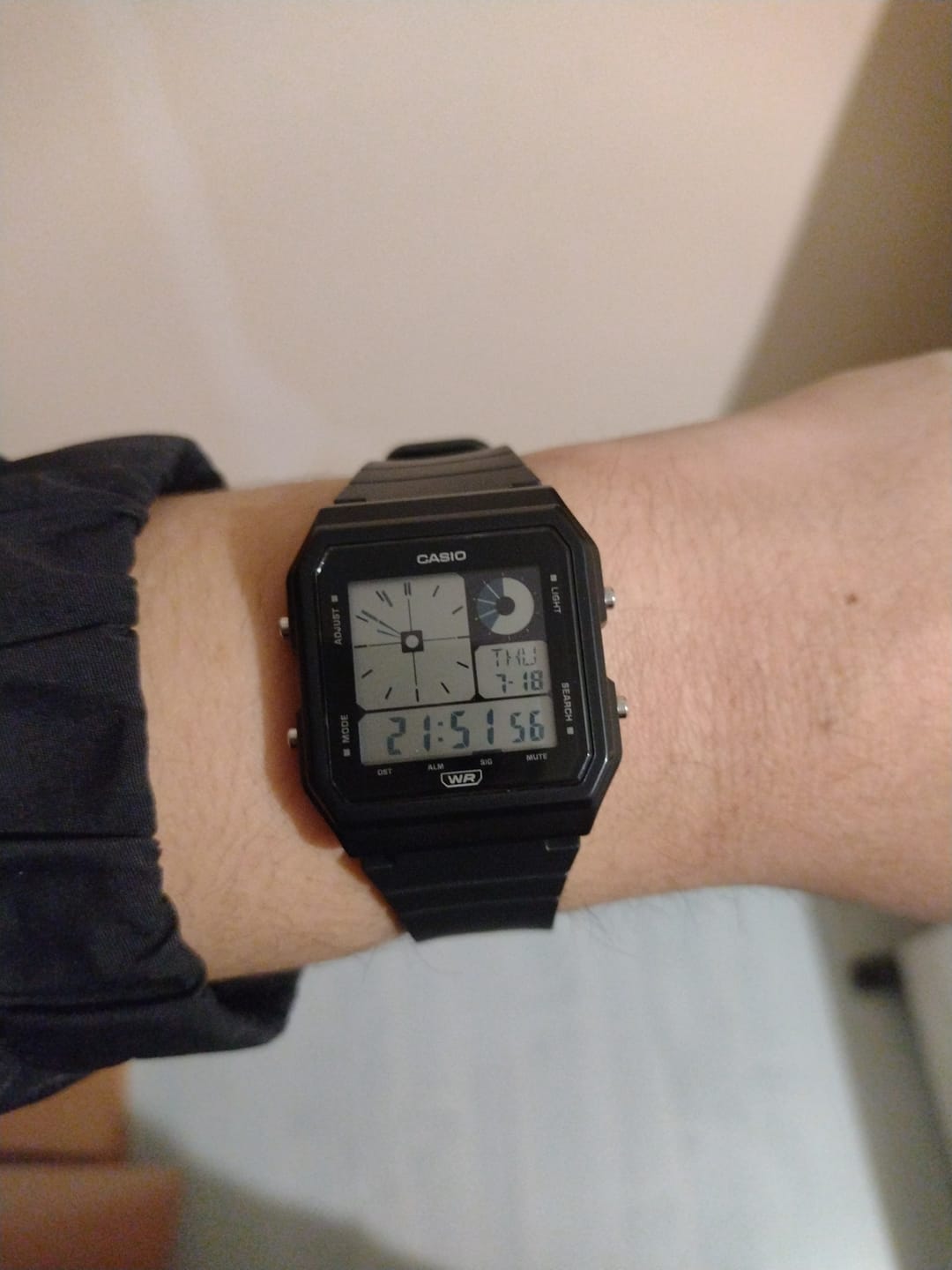Customer photo review of Reloj Casio Vintage LF-20W-1ADF Twin-Graph Reissue Resina