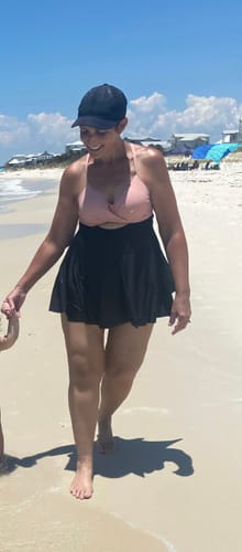 Customer photo review of Pink & Black 1940s Front Cutout Strap Swimsuit
