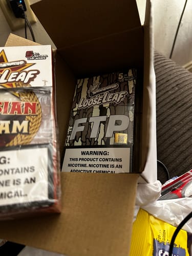 Customer photo review of Whole Leaf LooseLeaf 1-Pack (8 Count)