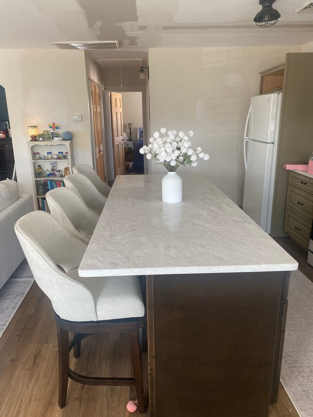 Customer photo review of Faux Kiku Flower - White (10 Stems / 50 heads)