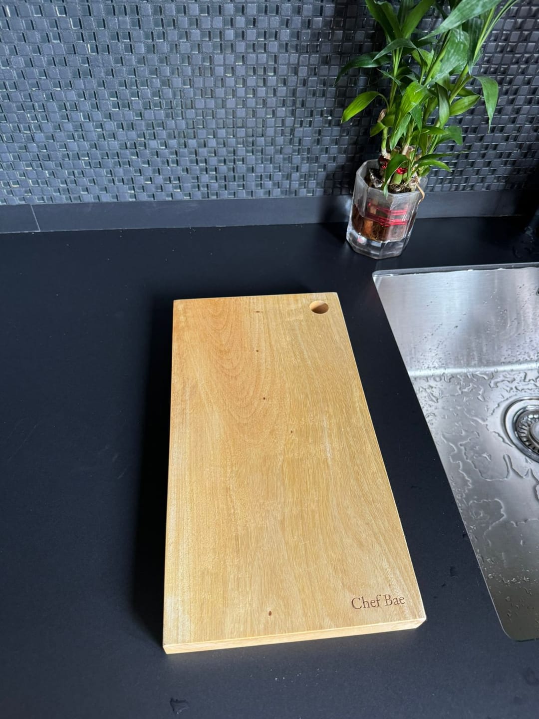 Customer photo review of Chef Bae Tamarind Wood Cutting Board