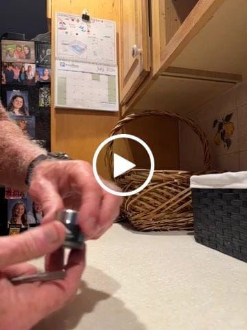 Customer video review of 15 Gram Himalayan Shilajit |  100% Natural Shilajit - Lab Tested - Contains Fulvic Acid - Trace Minerals - Pure Natural Dietary Supplement