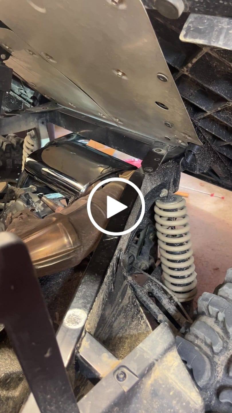 Customer video review of 2016-2024 Can-Am Defender HD10/HD9/HD8 Slip On, Sport Muffler