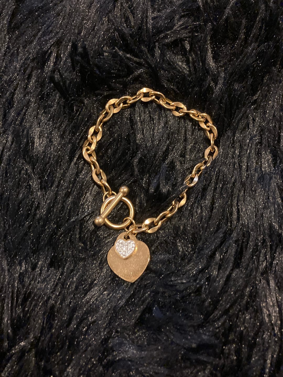 Customer photo review of Diamond cut Belcher Chain T-lock Toggle Bracelet in Gold Layered Steel Jewellery