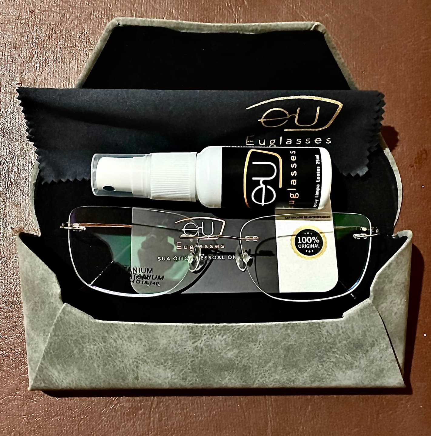 Customer photo review of Óculos de Grau Aetherium - Titanium