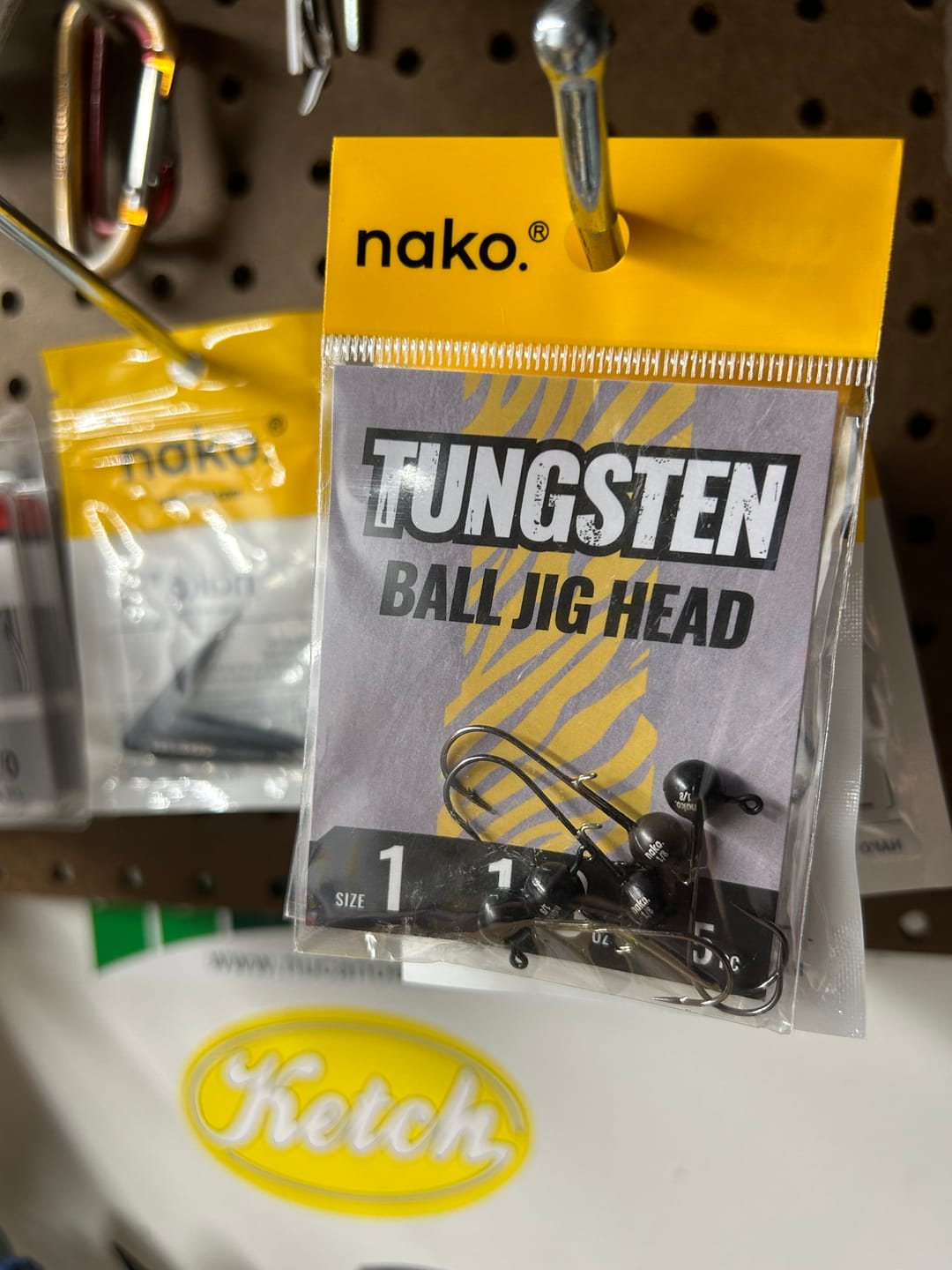 Customer photo review of 200% Sensitive Tungsten Ball Jig Heads Damiki Rig Jig Heads | No Chip Black | 5 Pack