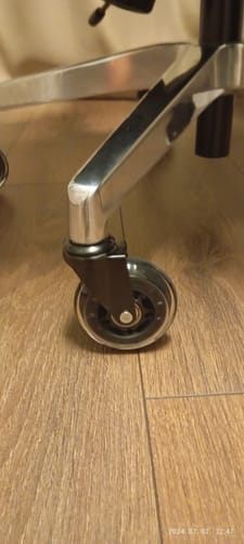 Customer photo review of Newtral Office Chair Wheels (5pcs)