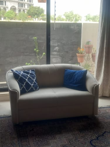 Customer photo review of Florida-Cushion Covers Pack of Two