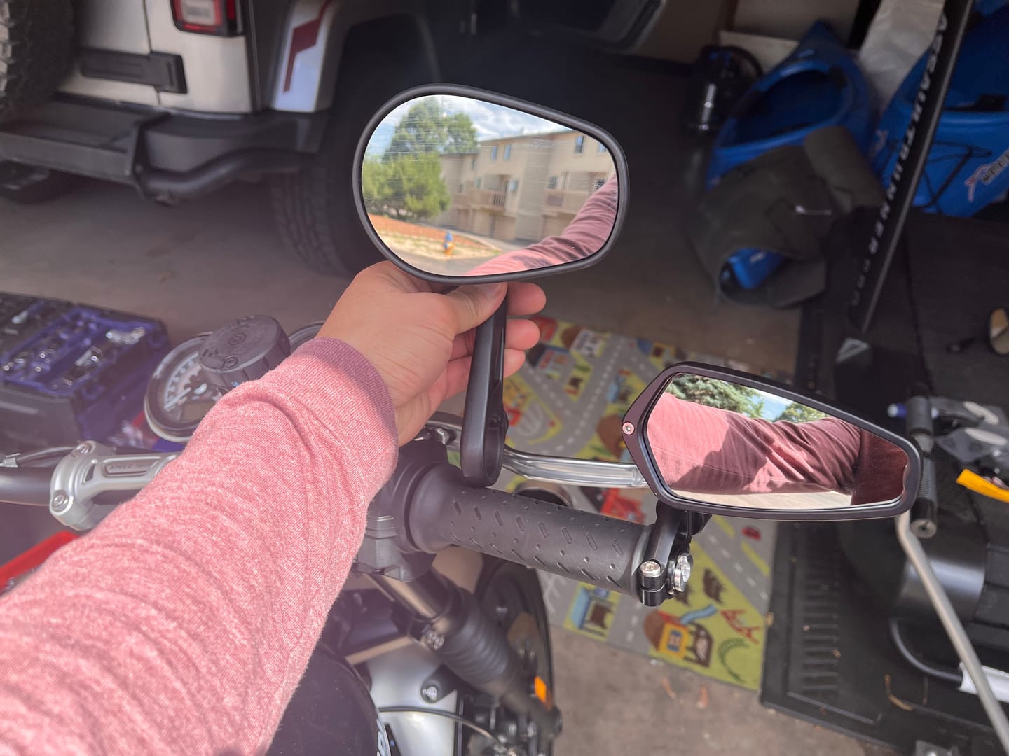 Customer photo review of Triumph Bar End Finishers & Mirror Kits - 7/8” Handlebar Triumph Models