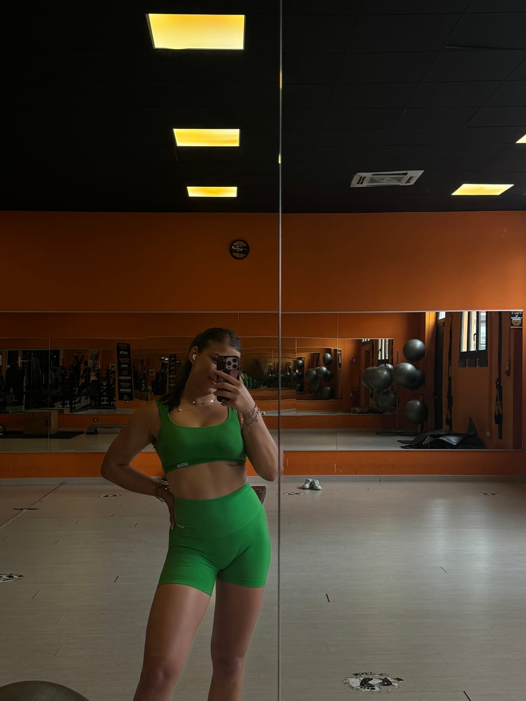 Customer photo review of Shorts CALIPSO Verde Prato Costine