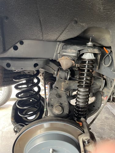 Customer photo review of 2016-2023 Nissan Armada 4WD Rear Air Suspension Conversion Kit (QX1RB)