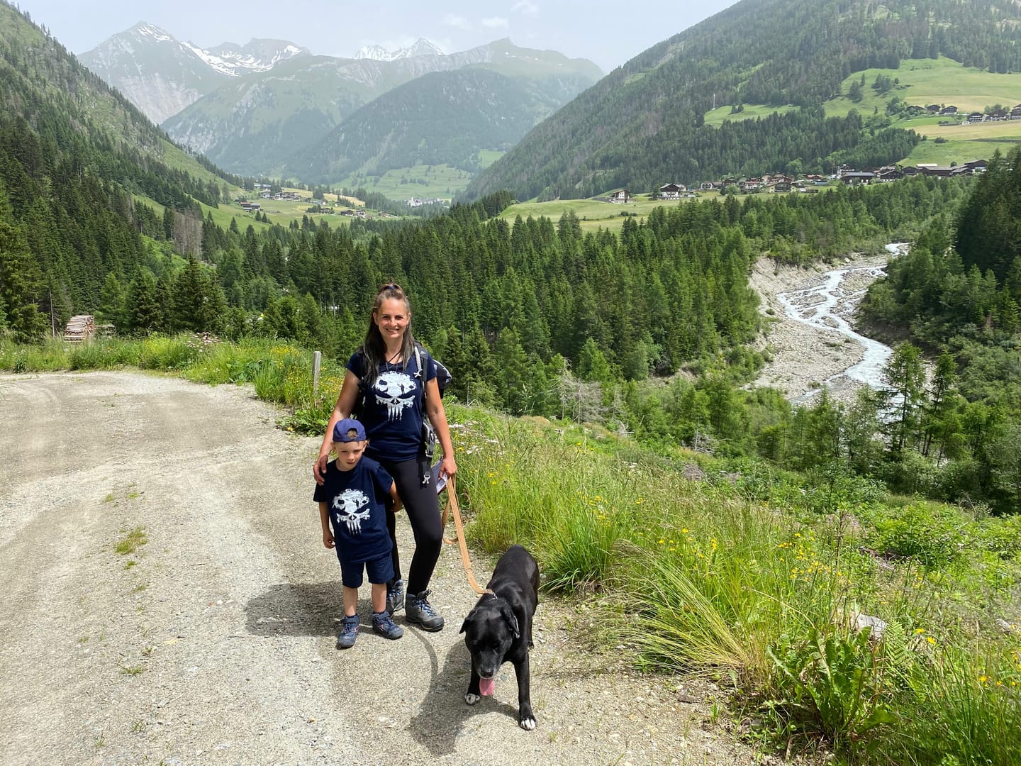 Customer photo review of Nature Skull - Bio Kinder Shirt