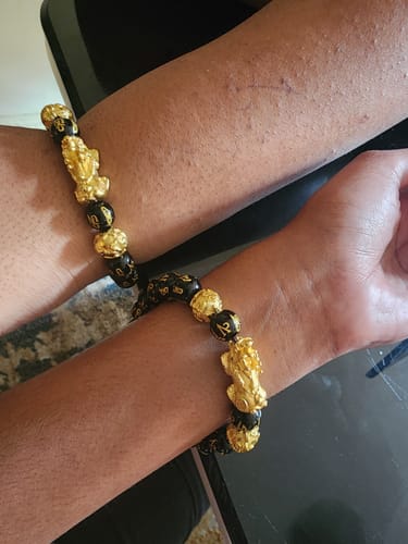 Customer photo review of FREE Today: The Source of Wealth PiXiu Bracelet