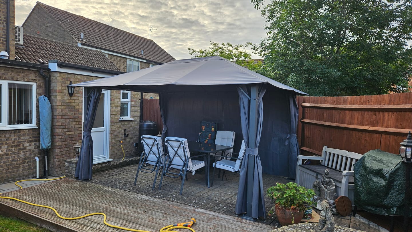 Customer photo review of Glendale Highfield Gazebo Canopy