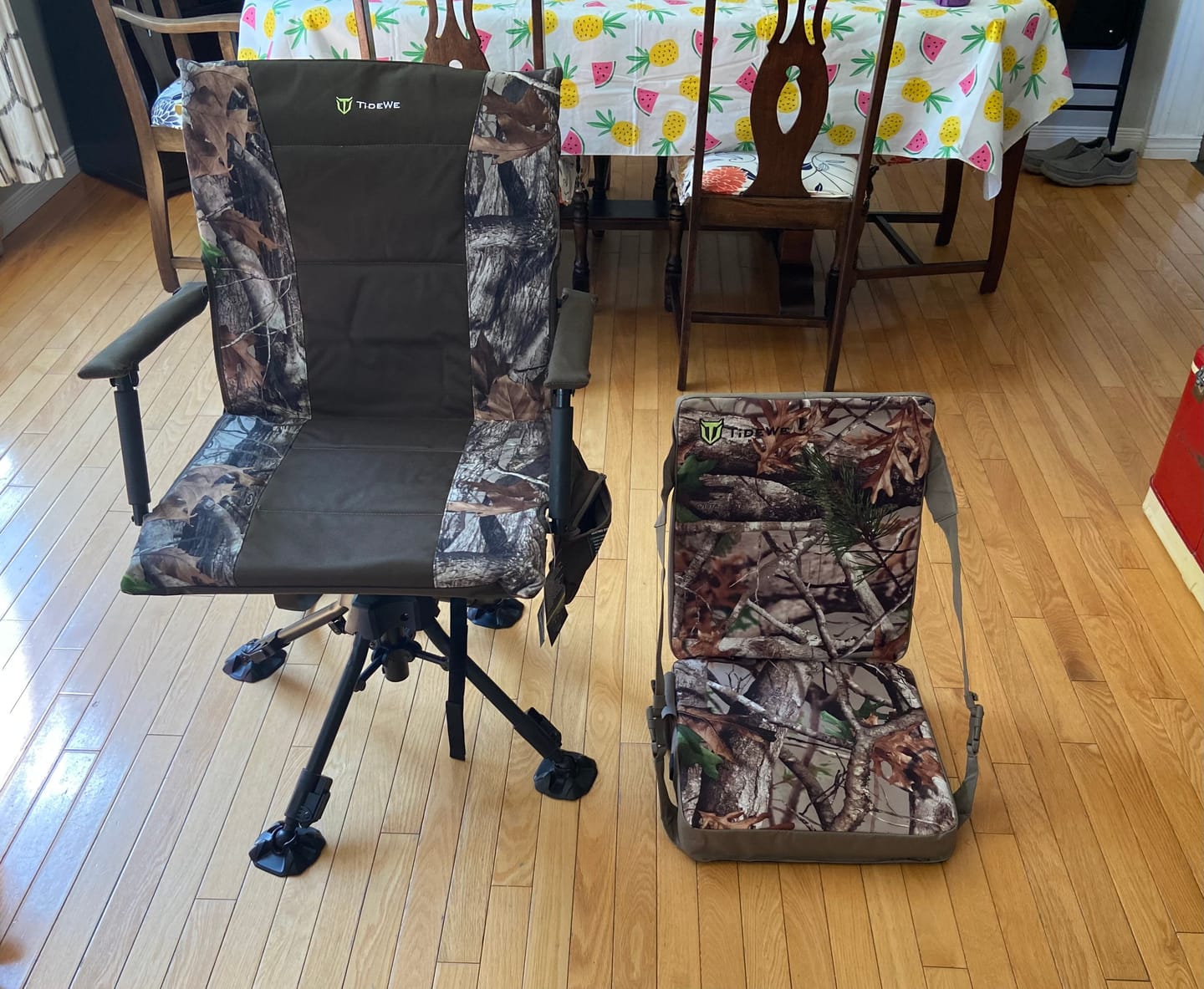 Customer photo review of TideWe Heated Hunting Chair Adjustable Height 360°  Swivel Blind Chair With Armrests