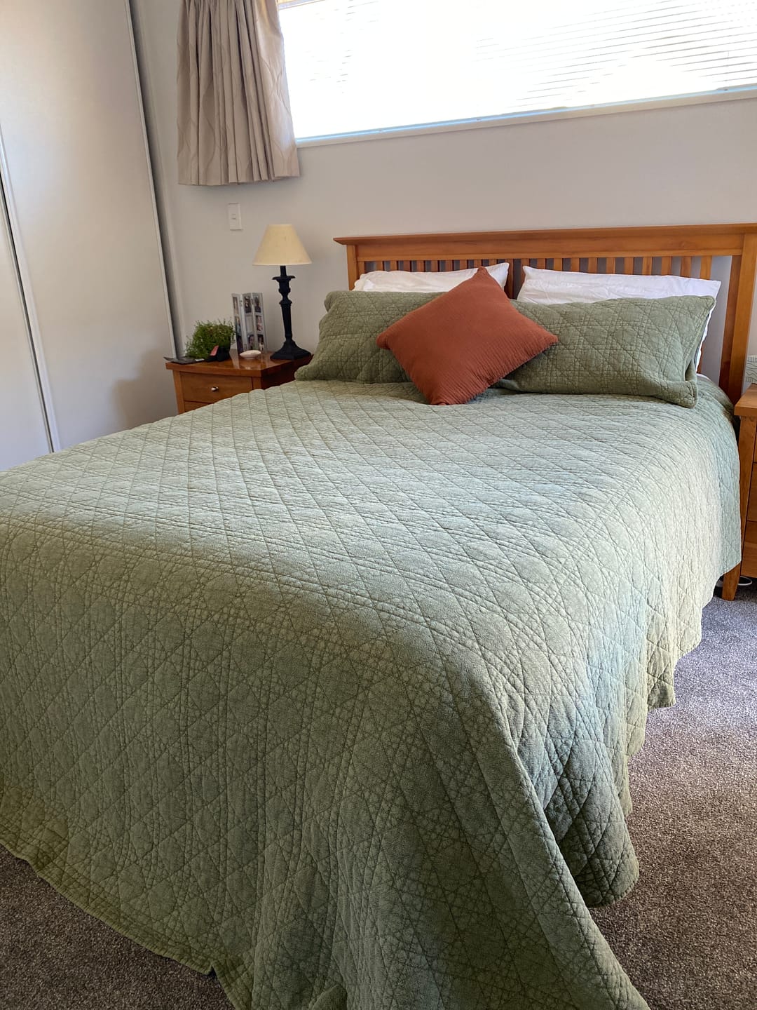 Customer photo review of Muscle Mat Luxury Mattress Topper