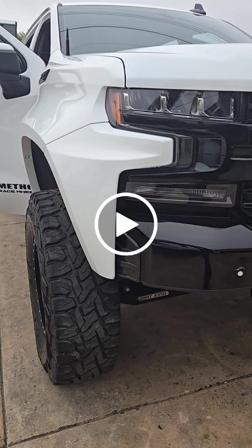 Customer video review of 2019+ Chevrolet Silverado Premium Custom Leather Seat Covers