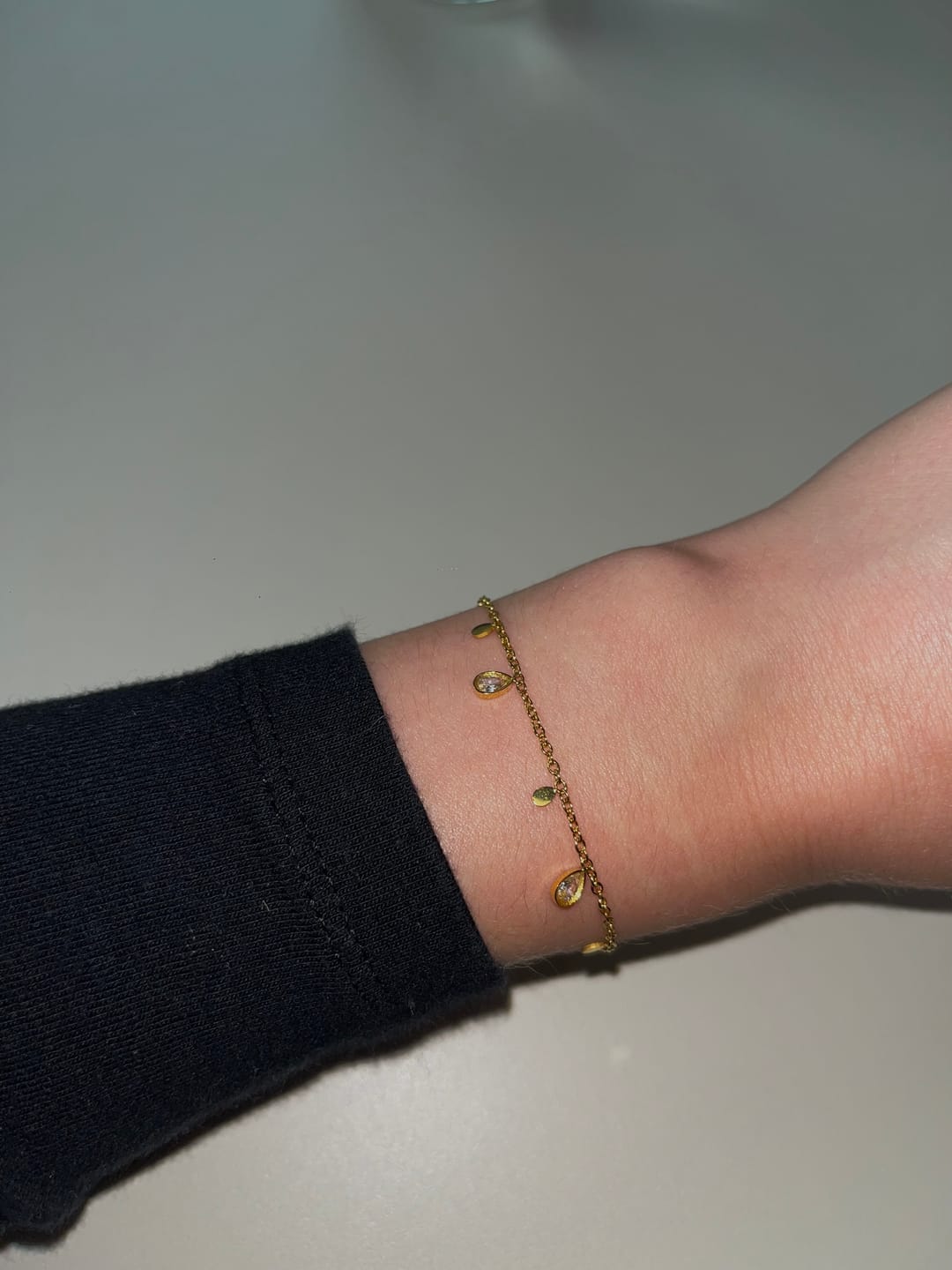 Customer photo review of Shine Drops Armband | 18K vergoldet