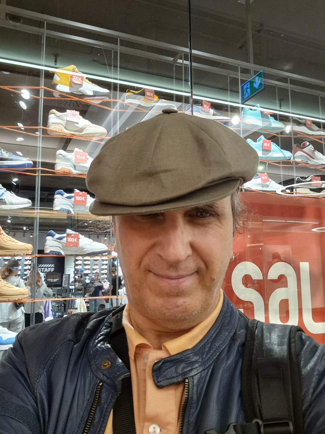 Customer photo review of Connery Cap Linen