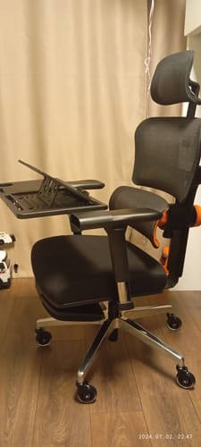 Customer photo review of Newtral NT002 Ergonomic Home Office Chair with Auto-following Lumbar Support