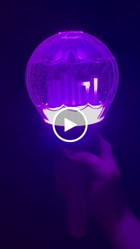 Customer video review of (G)I-Dle - Official Light Stick Ver.2