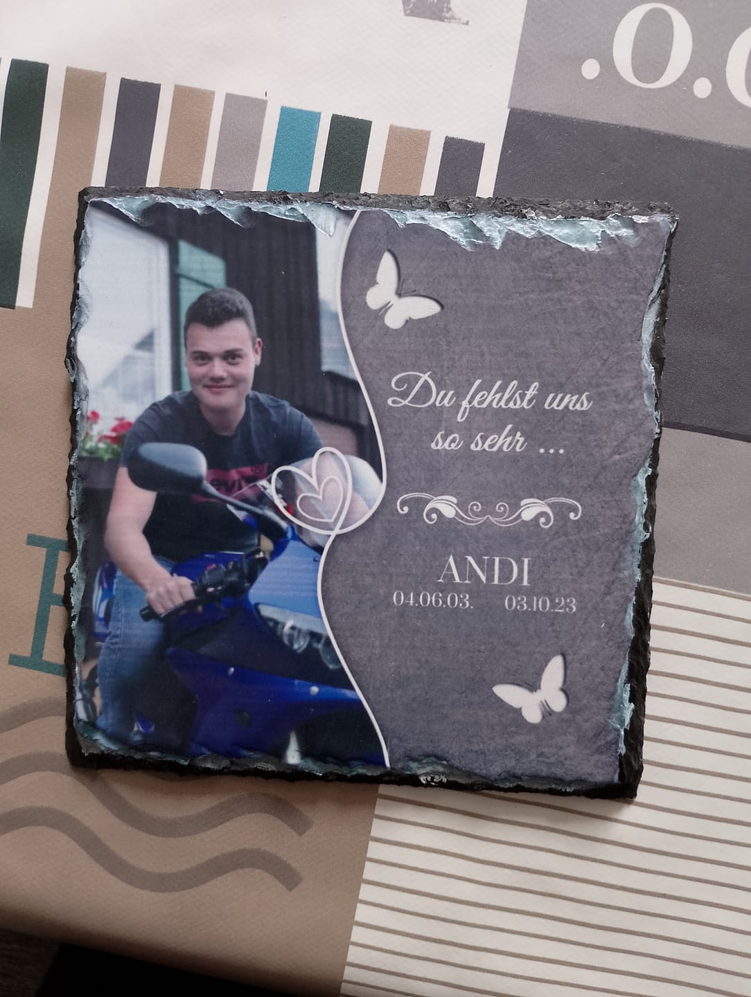 Customer photo review of Du fehlst uns so sehr ... - Individuelle Schieferplatte