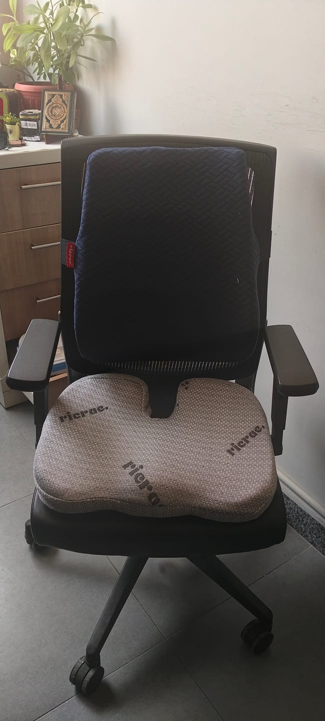 Customer photo review of Ruf- Full back Support Pillow
