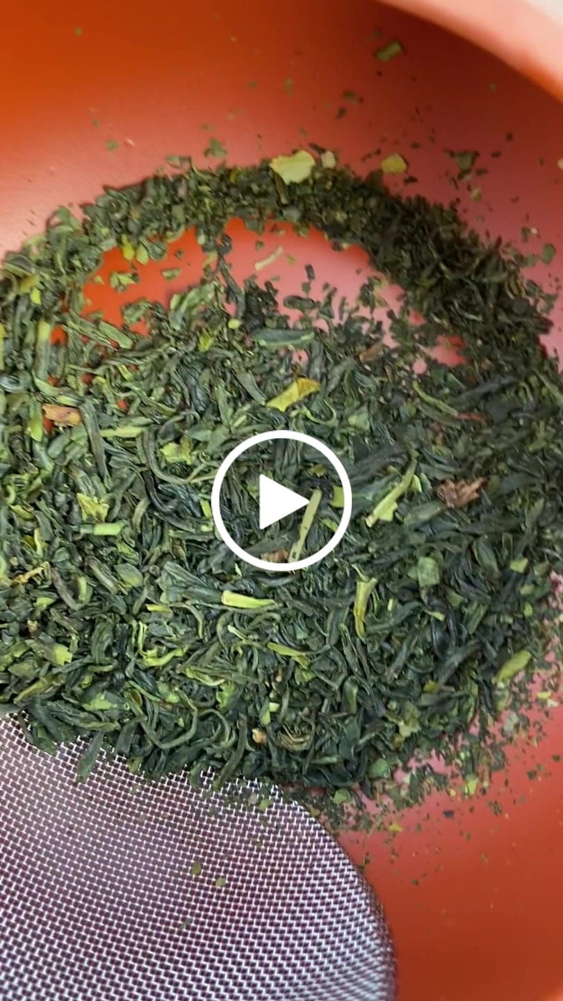 Customer video review of Pan Fired Kamairicha Miyazaki Sabou