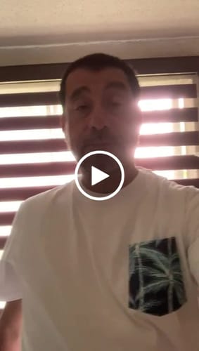 Customer video review of Playera Con Estampado En Bolsillo