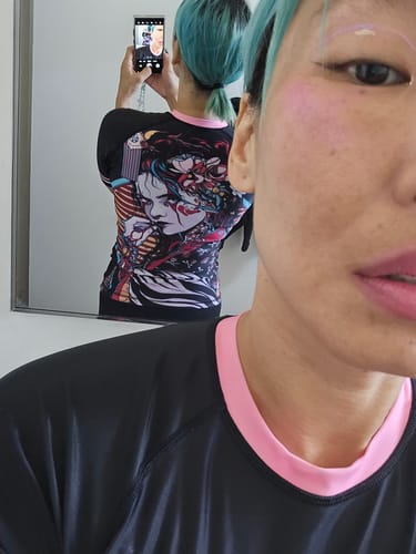 Customer photo review of Geisha Bjj Rash Guard