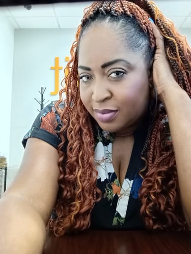 Customer photo review of Hidrocor Quartz Blue Gray Prescription Colored Contact Lenses
