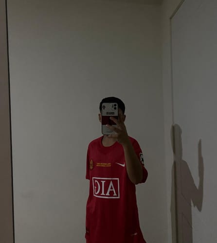 Customer photo review of חולצת כדורגל יוניטד בית 2007 רטרו