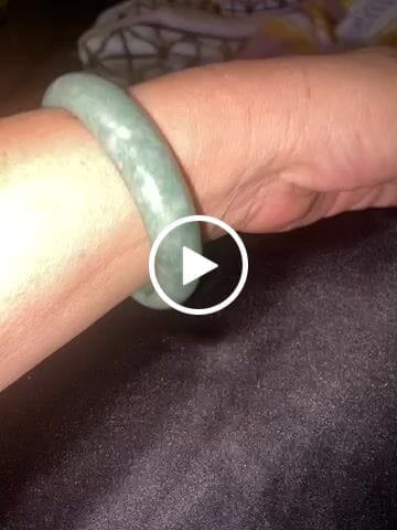 Customer video review of FREE Today: Attract Wealth Protection Jade Bangle