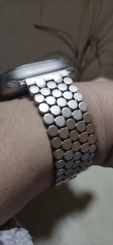 Customer photo review of ElysianSteel Elegance Apple Watch Band