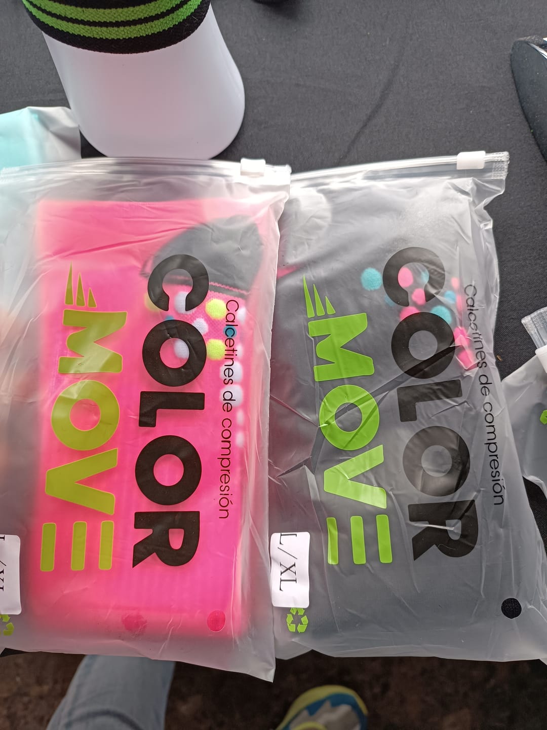 Customer photo review of Calcetin de compresion EVOLRUN Black