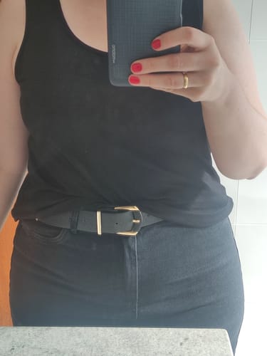 Carolina S. review of Calça Jeans Wide Leg Buriti Preto image 1 out of 2