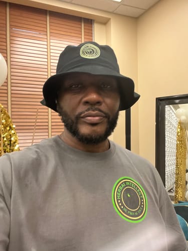 Customer photo review of HS Bucket Hat