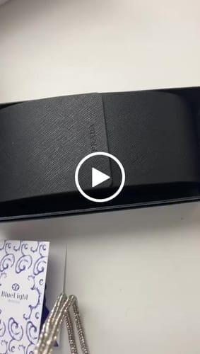 Customer video review of PRADA - 26ZS OCCHIALE DA SOLE PROMO