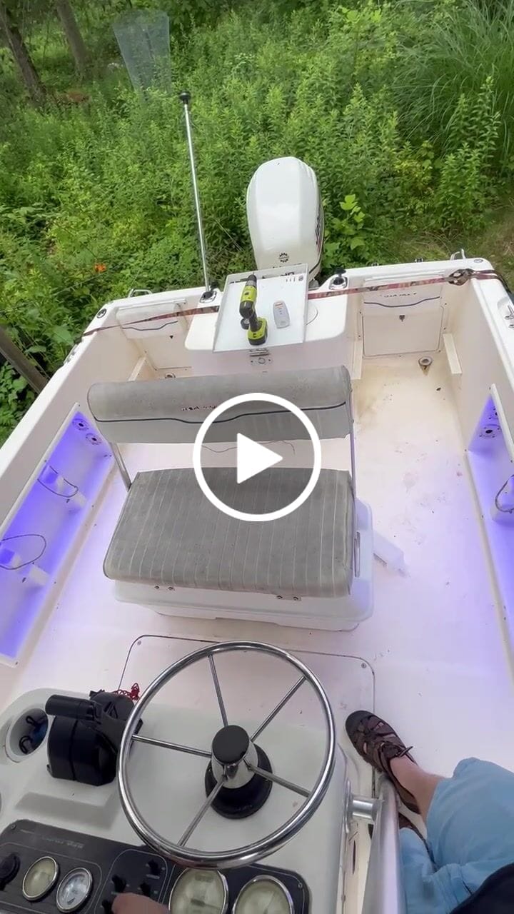 Customer video review of Submersible Marine LED strip lights for boats with IP68 waterproof rating SMD 5050