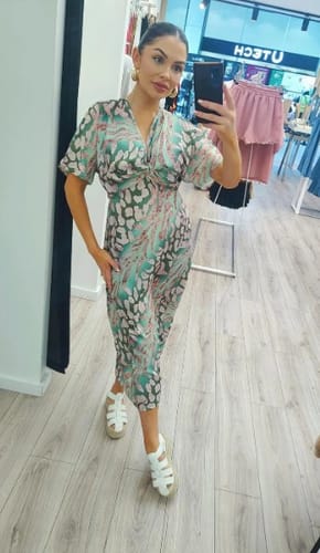 Customer photo review of Unique Print V-neck Twist Front Maxi Dress
