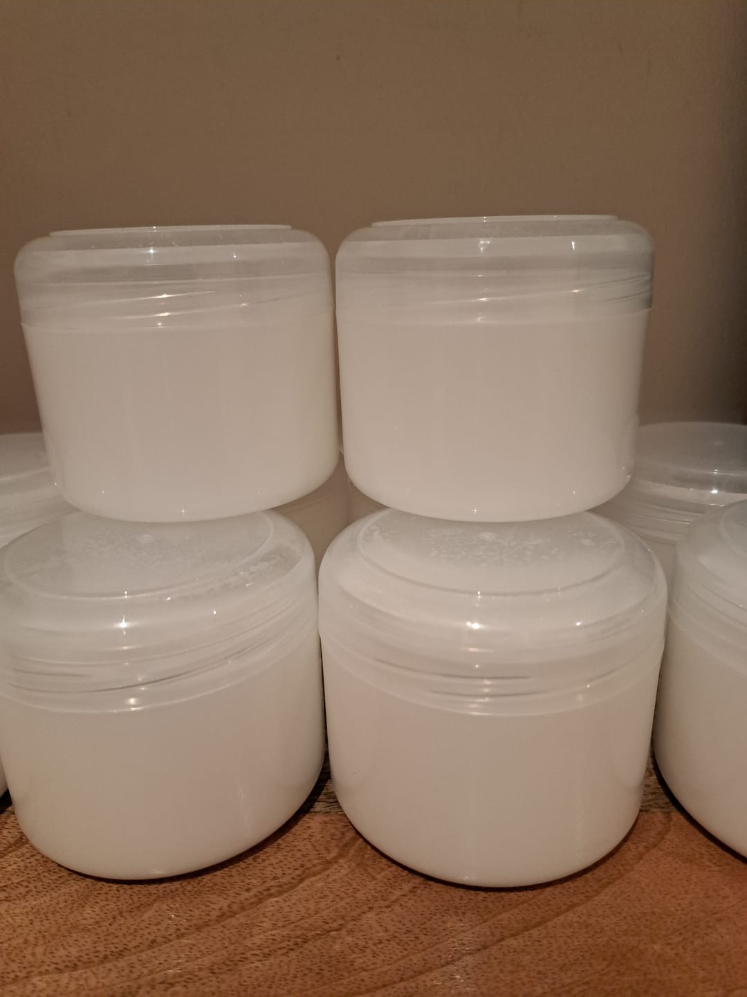 Customer photo review of 250 g Euro Jar with Lid - Pearl White