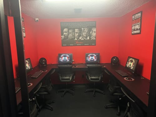 Customer photo review of Thinker Wall art, Martin, Obama, Malcolm X, Mandela, Marley, Thinker Quintet Peace Power Respect Dignity Love Canvas Print, African Art Gift