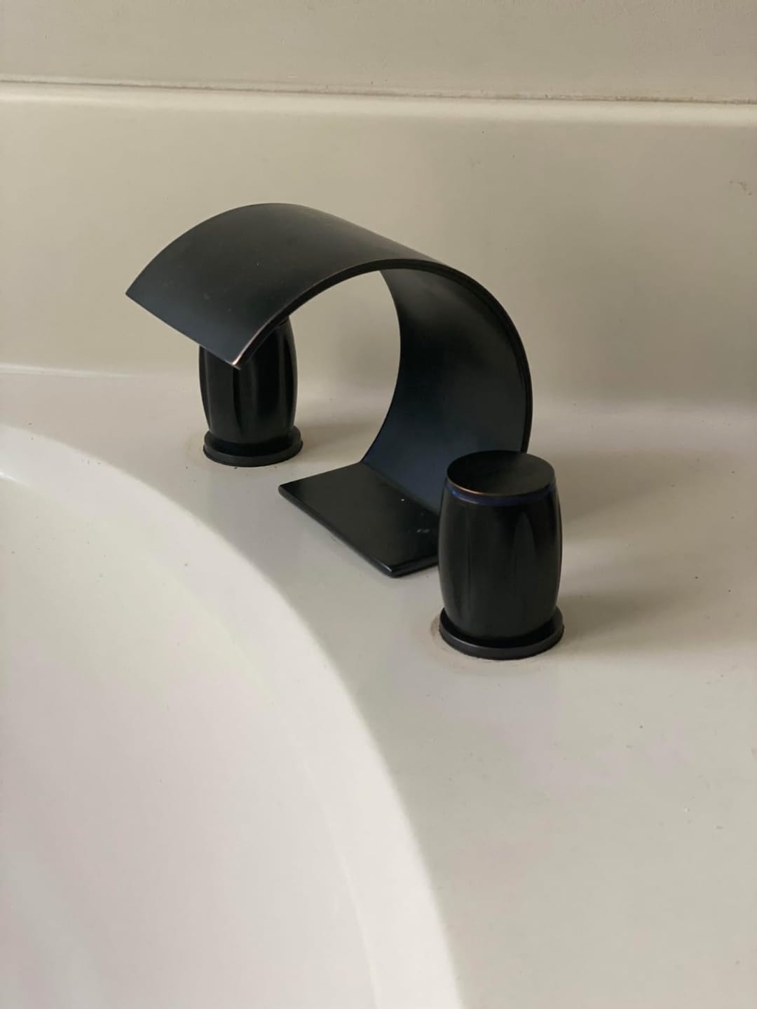 Customer photo review of Bali - Bathroom Washbasin Waterfall Faucet Split Three-Piece