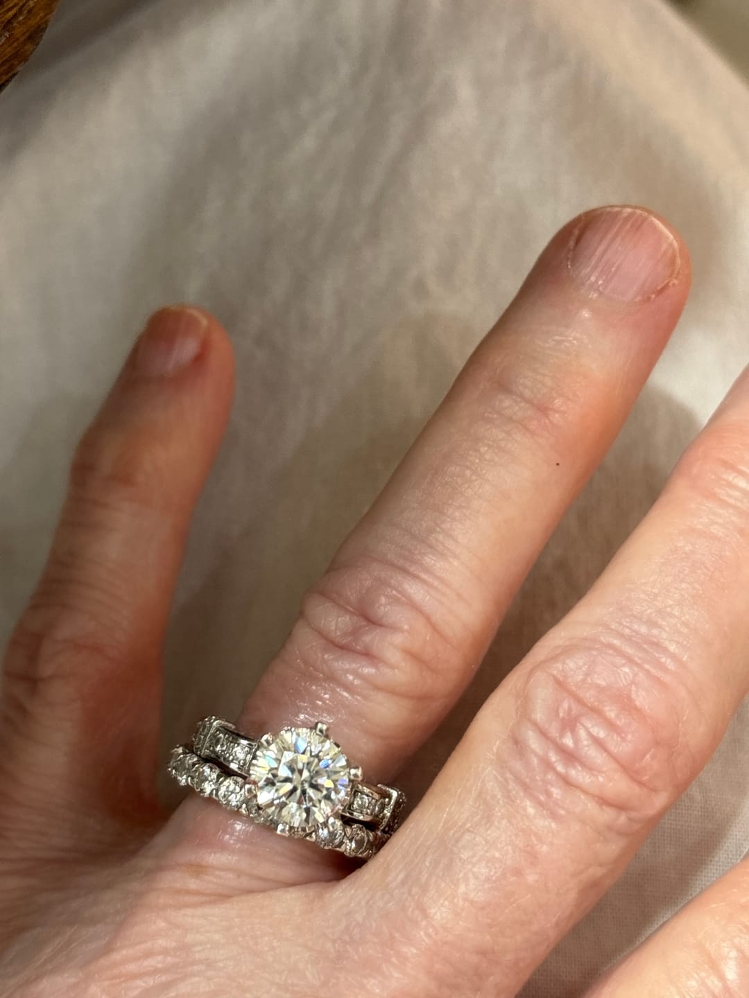 Customer photo review of S925 Moissanite 1.0~2.0 Carat Engagement Ring Promise Ring For Women