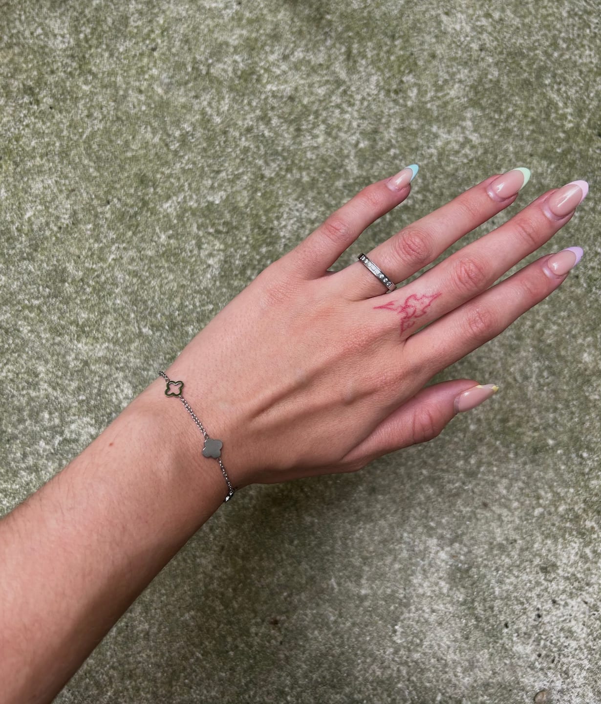 Customer photo review of Clover Armband | 18K vergoldet