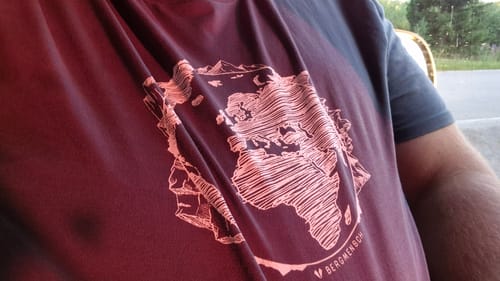 Customer photo review of Mehr Elan weniger WLAN - Unisex Premium Organic Shirt