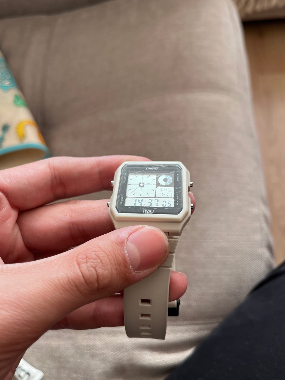 Customer photo review of Polywatch Polish Plastic - ¡Limpia rayas en cristal acrílico!