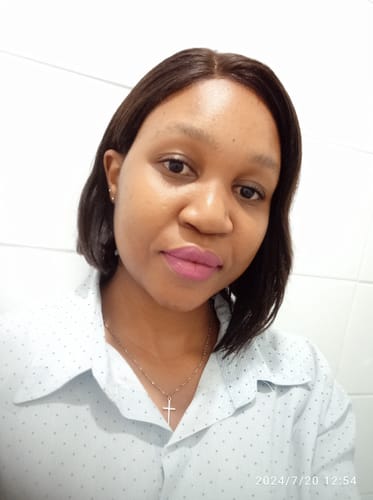 Customer photo review of OLIVIA - Brazilian 4x4 Lace Wig